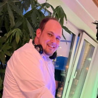 dj avatar